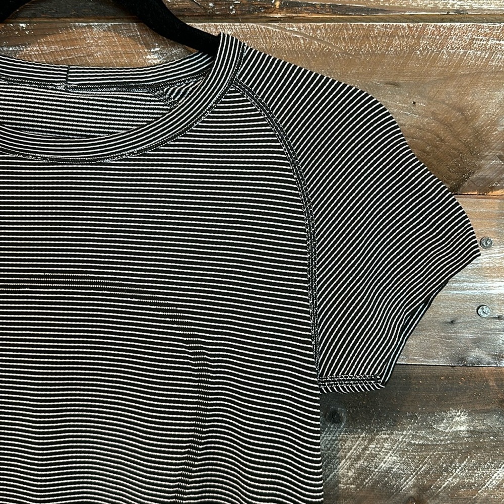 Lululemon Swiftly Tee
